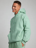 Rese-hoodie i flygplansläge
