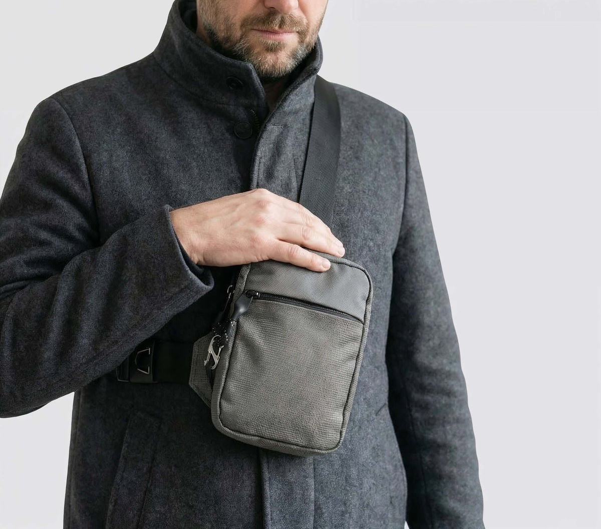 Stöldsäker Sling-väska – RFID-skydd & Säkra Dragkedjor