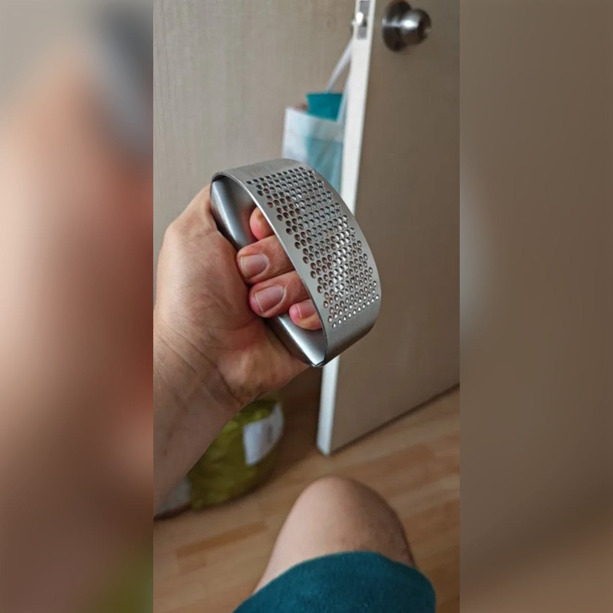 Vitlökspress i rostfritt stål – vaggande modell